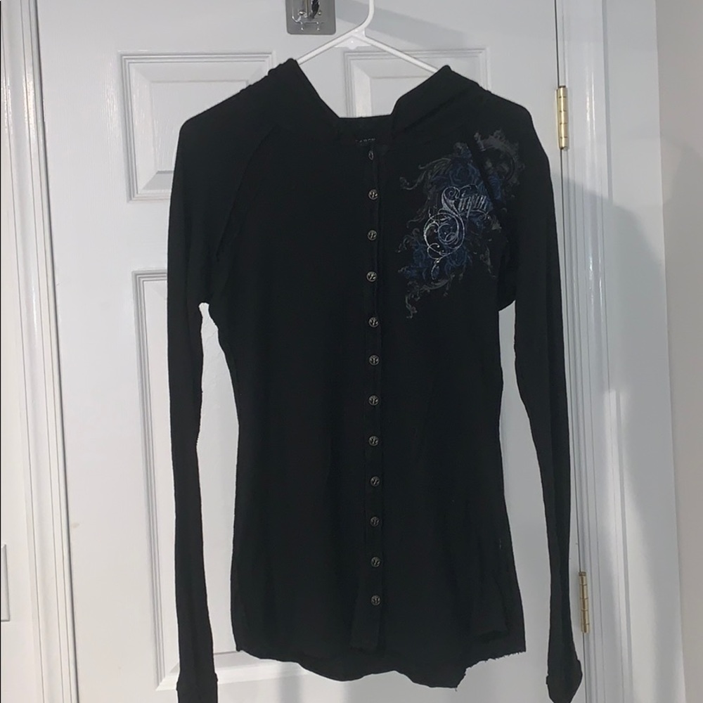 Long sleeve hooded t shirt